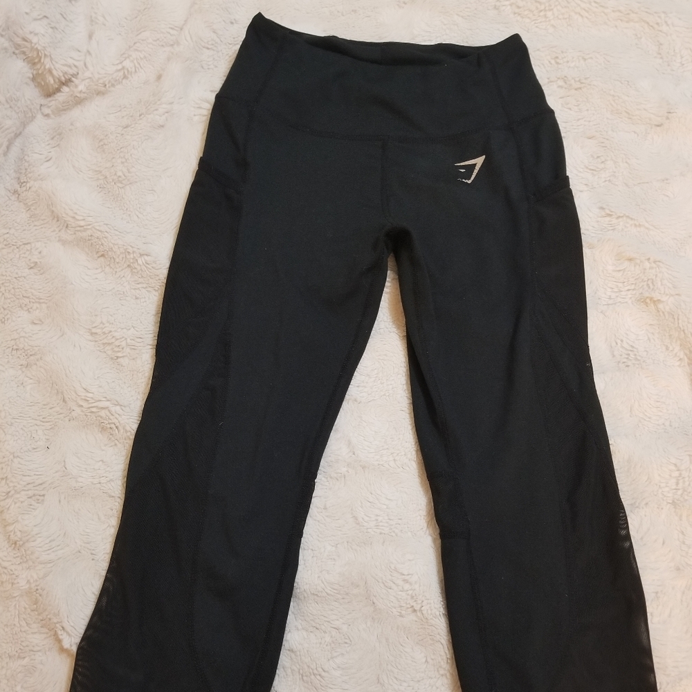 Gymshark Dry Moisture Mgmnt Mesh Black Cropped Cap
